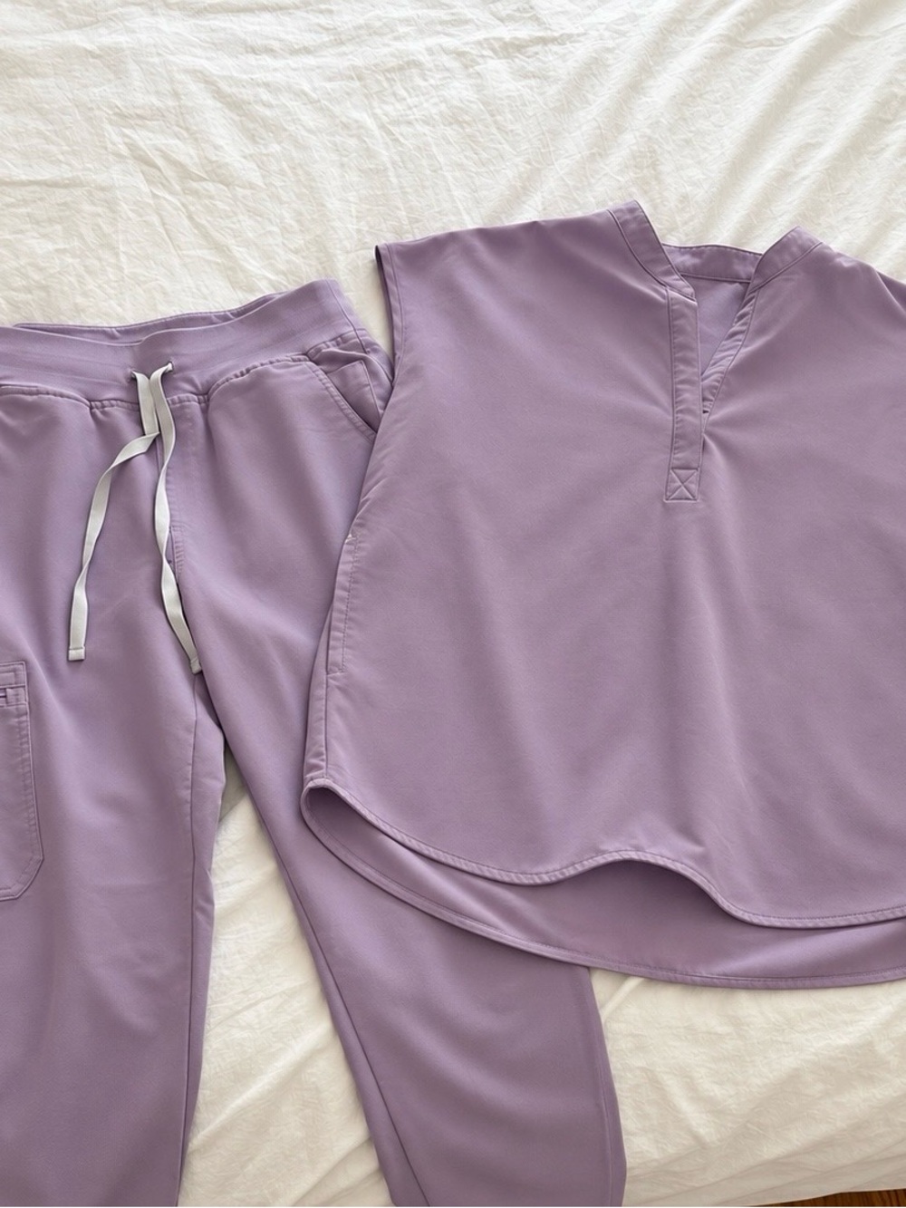 Women's Lavender Dew Figs High Waisted Skinny Scrub Pants & Top Set